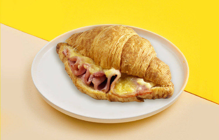 Fresh_Baked_-_Ham_Cheese_Croissant.jpg