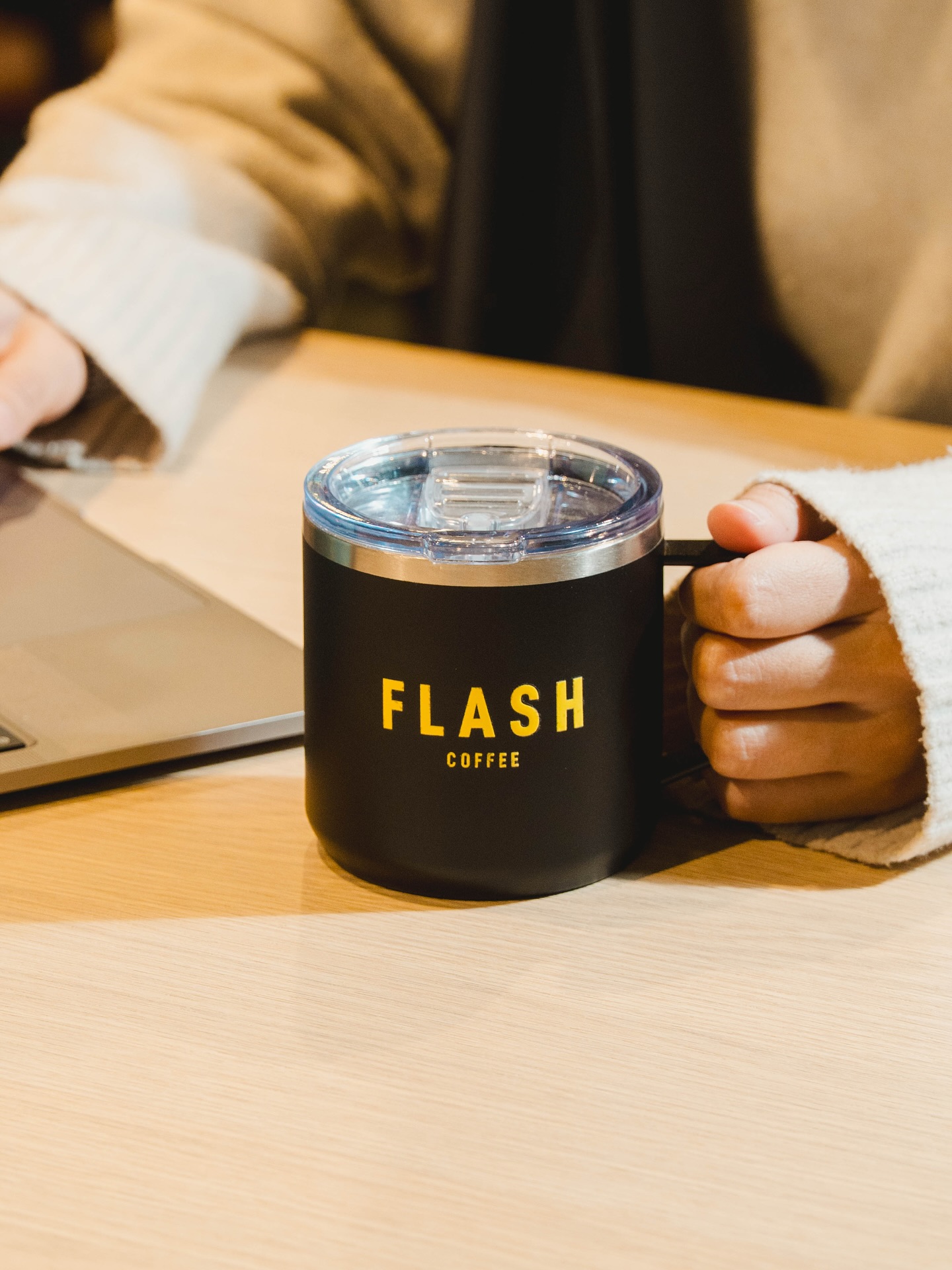 Start your day with Flash — in your cup and in your hands.
From sipping to working, our mug moves with you.
#flashcoffee
