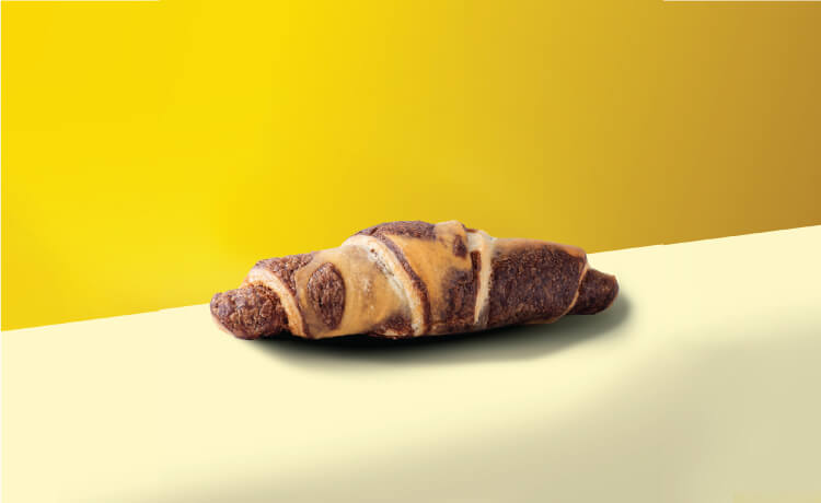Marble_Croissant_with_Milk_Cream_and_Chocolate.jpg